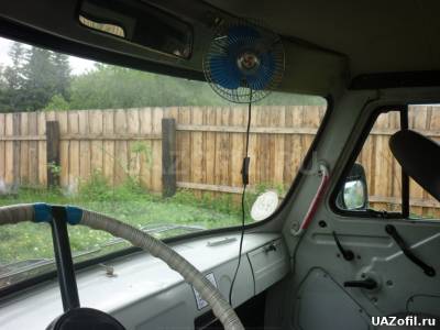 Фото отчет о установке вентилятора охлаждения водителя УАЗ 3303.